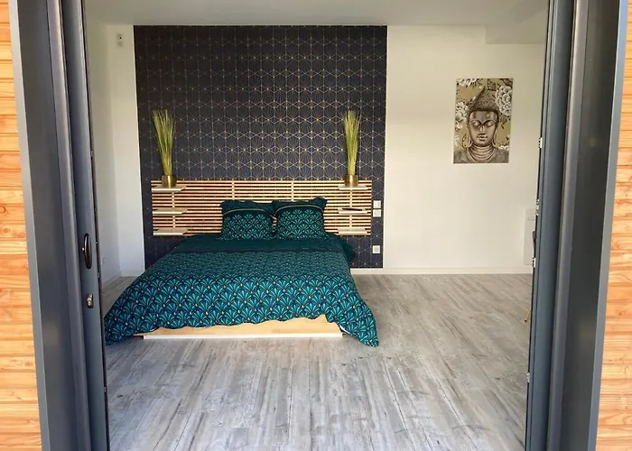 Adorable D'hote Zen Et Paisible アパート